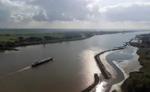 Peterson-Inland-Shipping-services-2048×1152 Peterson-Inland-Shipping-services-2048x1152